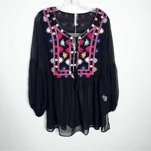 Monoreno Top Women Small Embroidered Floral Tunic Shirt Black Sheer Boho C5 - Picture 1 of 8